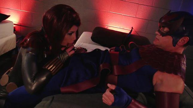 Black Widow gave Hawkeye a cap