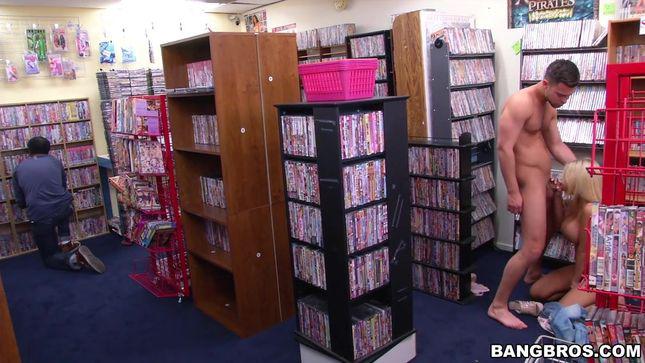 Porn with a burning blonde in the library